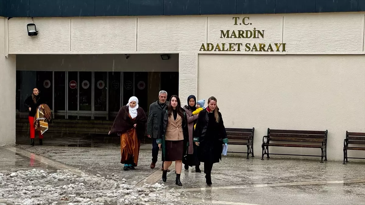 Miras için babasını patlayıcıyla öldürmek istediği iddia edilen sanığın yargılanmasına devam edildi
