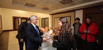 Şahinbey Belediyesi'nden YKS'de dereceye giren öğrencilere destek