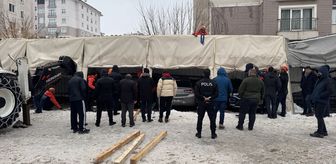 Ağrı'da üstünde kar biriken garajın çökmesi sonucu 3 araç zarar gördü