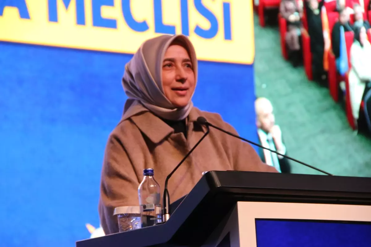 AK Partili Zengin: Muhalefet gerçekte ilgi duymadığı konuları popüler kılmaya çalışıyor