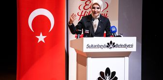 Bakan Göktaş, 'Bizim Evin Hikayesi' tiyatro oyununun gala gösterimine katıldı Açıklaması