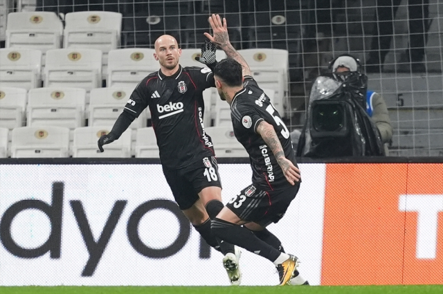 Beşiktaş geriden gelip kazandı