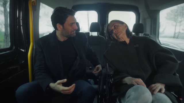 ekran basindakileri soke eden sahne rtuk un 19521644 8395 m