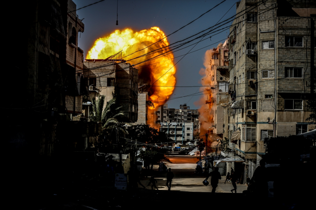 israil den pes pese saldirilar polis merkezi de 19522702 4311 m