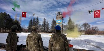 Kara Kuvvetleri Komutanı Orgeneral Tokel, 1'inci Komando Tugay Komutanlığında denetleme yaptı