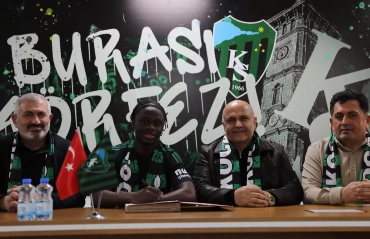 Kocaelispor, Mahamadou Susoho'yu renklerine bağladı