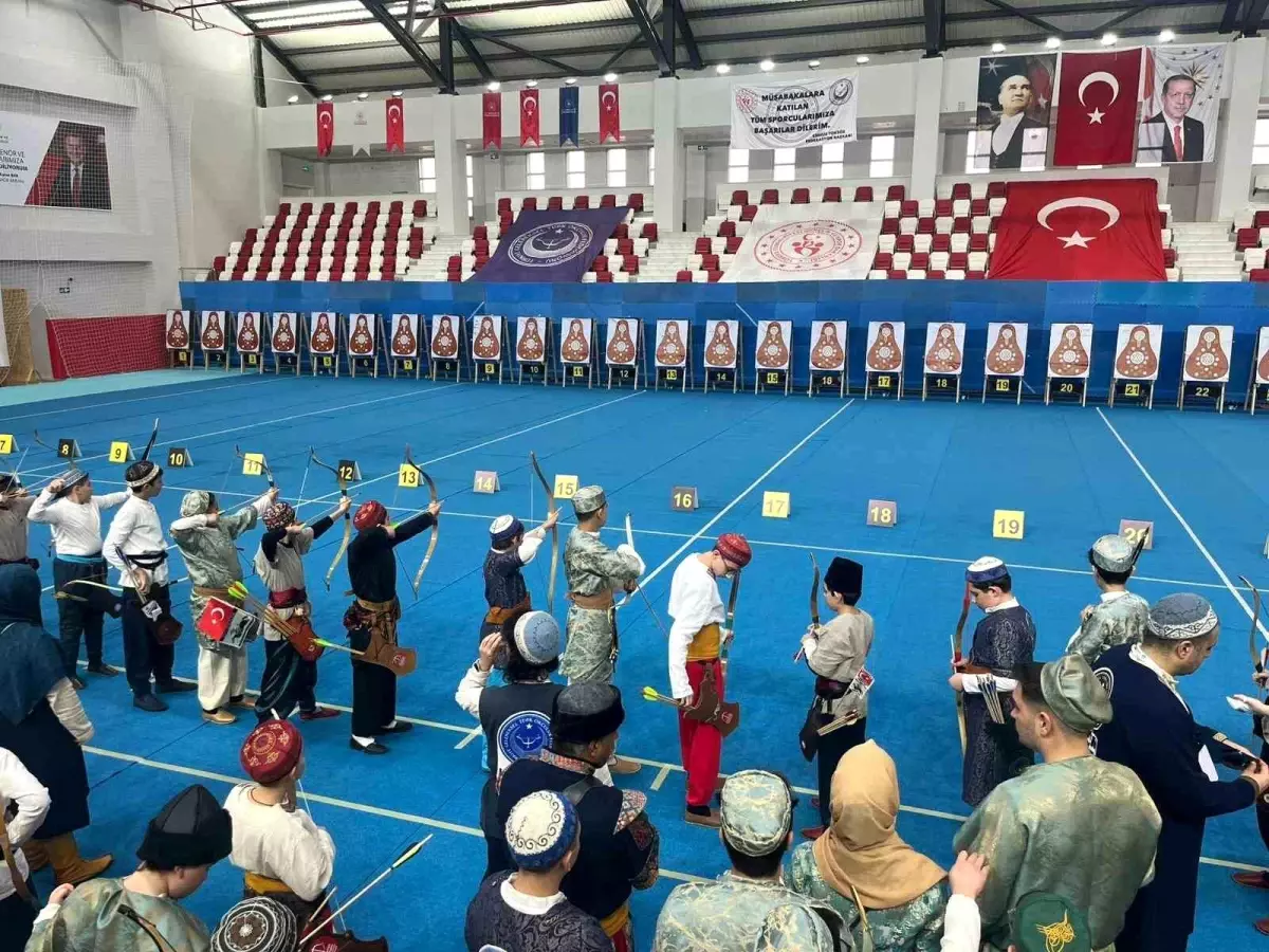 Kütahya'da Minik ve Yıldız Okçular Türkiye Şampiyonası heyecanı