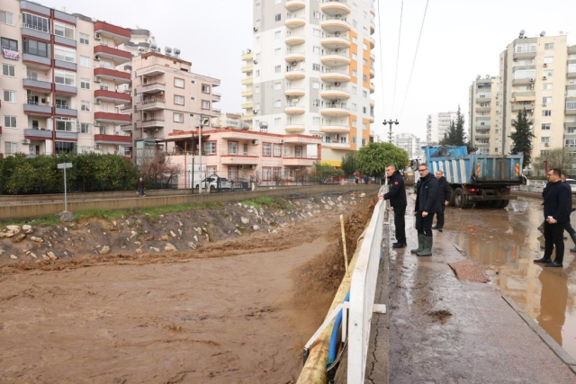 Images of the flood that hit Mersin! They barely saved their lives