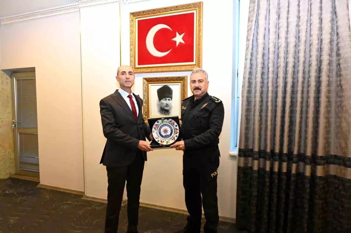 Salihli İlçe Emniyet Müdürü Burhan Demirkıran emekli oldu