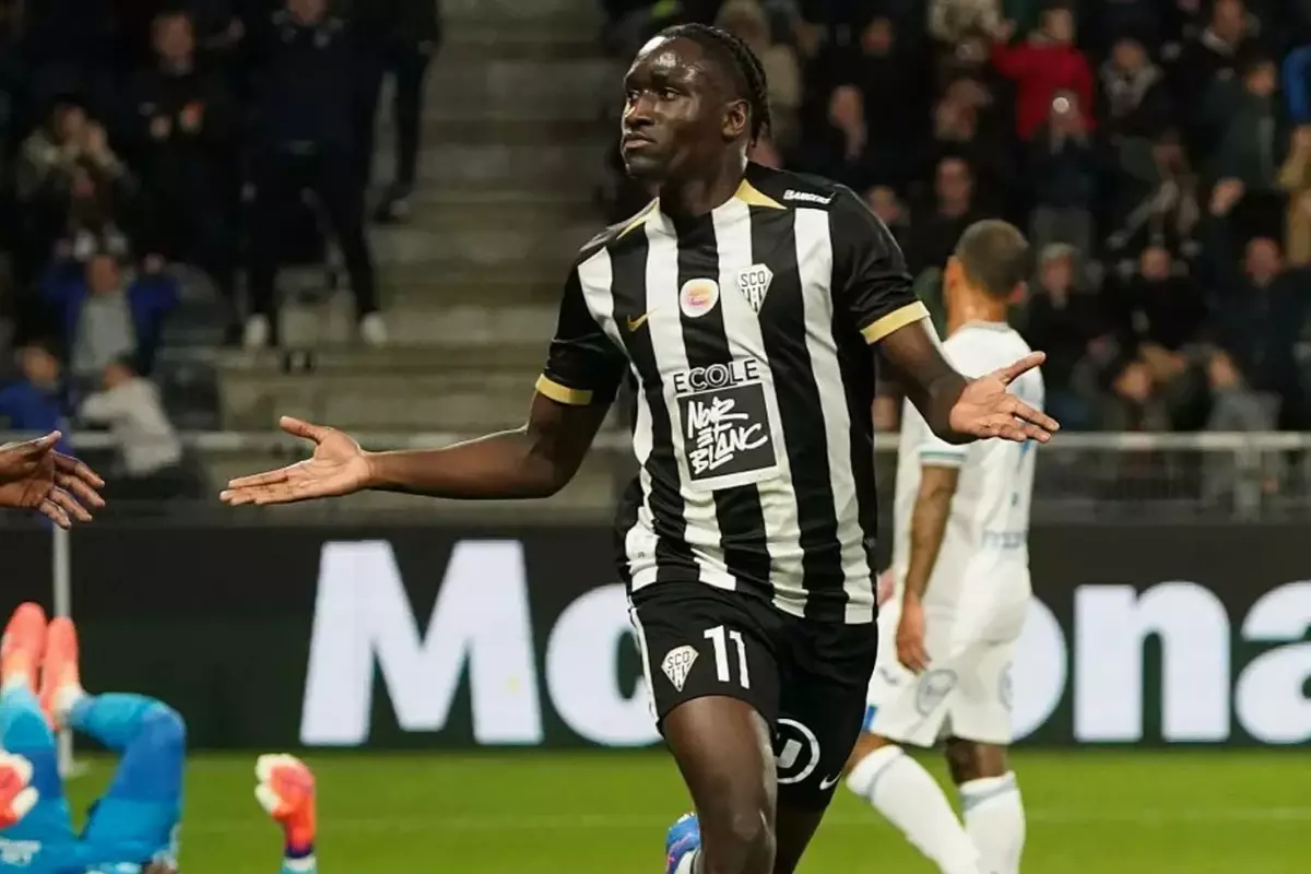 Sidiki Cherif, Fenerbahçe için İstanbul'da