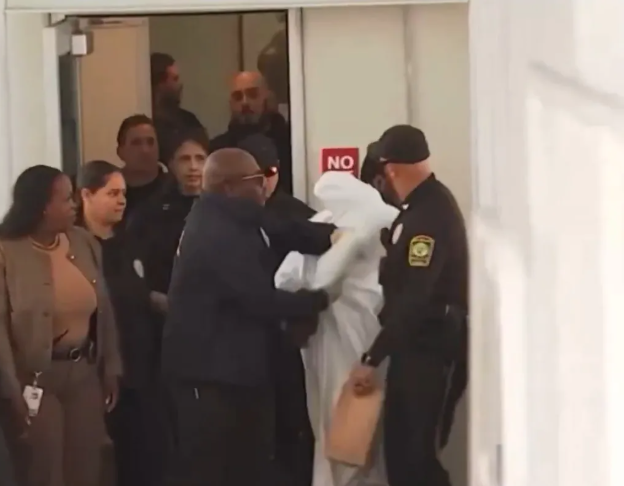 The man arrested for harassment harassed a female police officer while being taken to prison