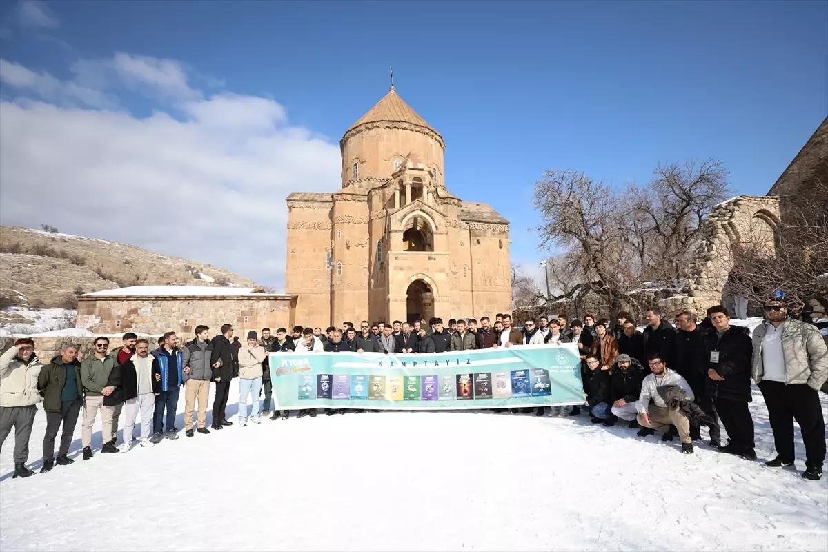Tematik Kış Kampı'na katılan üniversite öğrencileri Van'ın güzelliklerine hayran kaldı