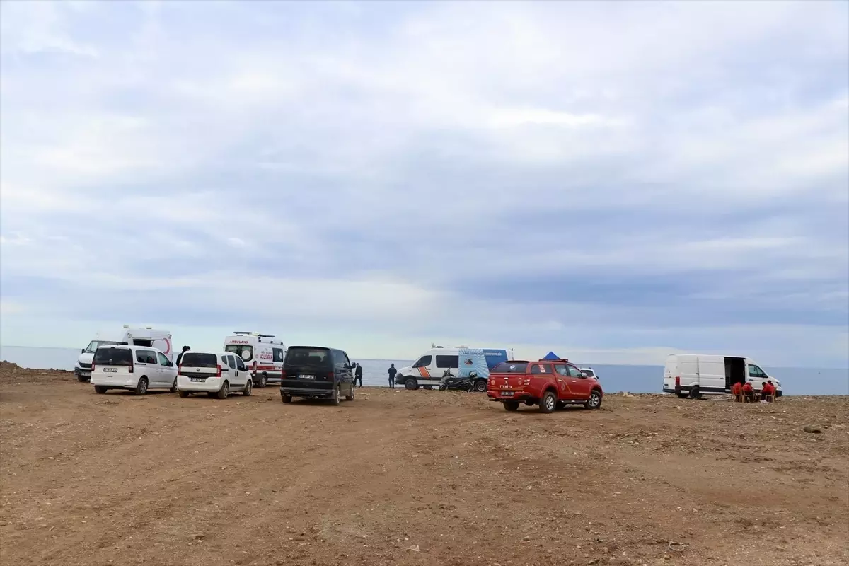 Trabzon'da 5 gün önce kaybolan 25 yaşındaki genç denizde aranıyor