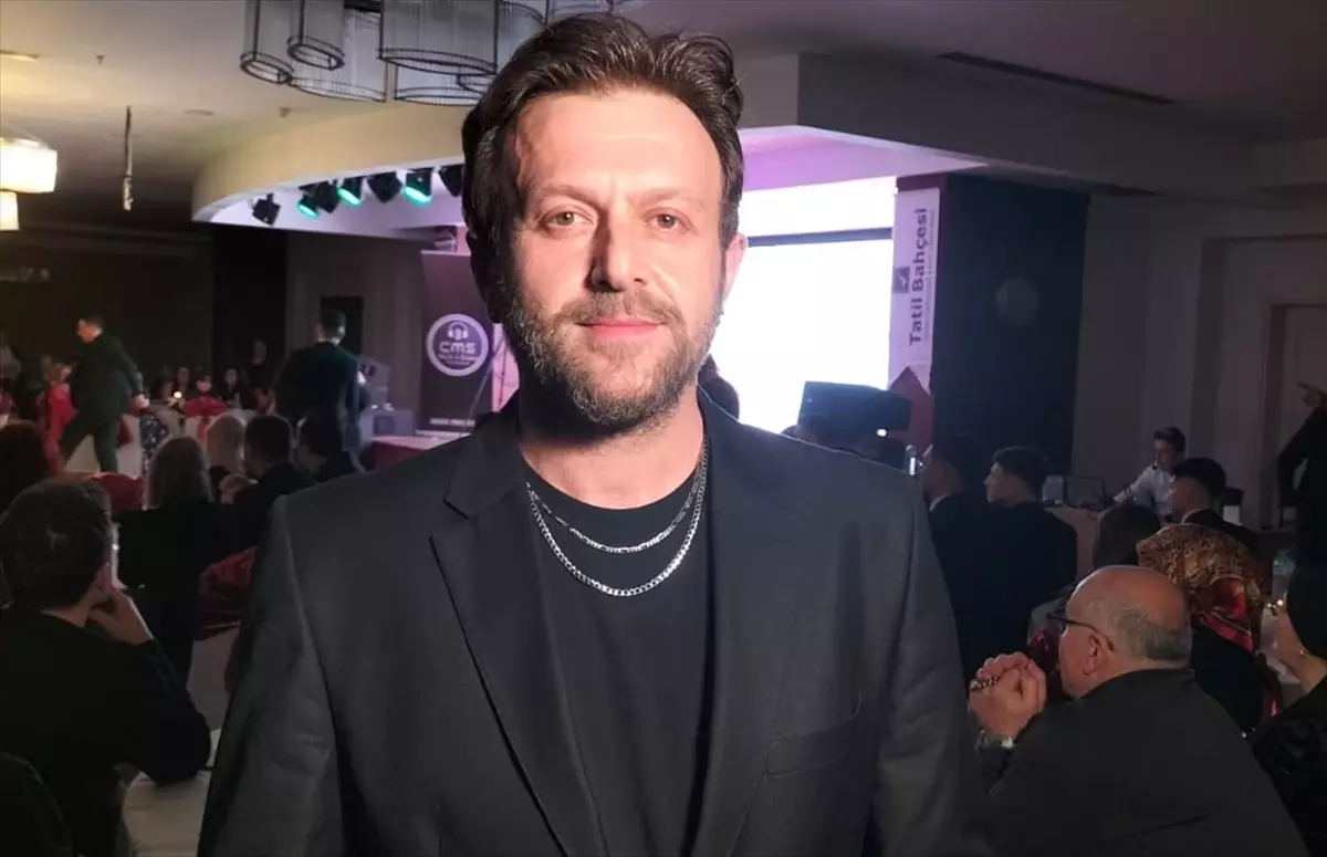 Türkiye genelinden 230 gönüllü, zeybek kültürünü yaşatmak için Manavgat'ta buluştu