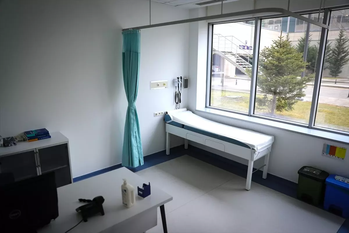 Türkiye'nin İlk Çocuk Nöro-Onkoloji Polikliniği Ankara'da hizmete açıldı