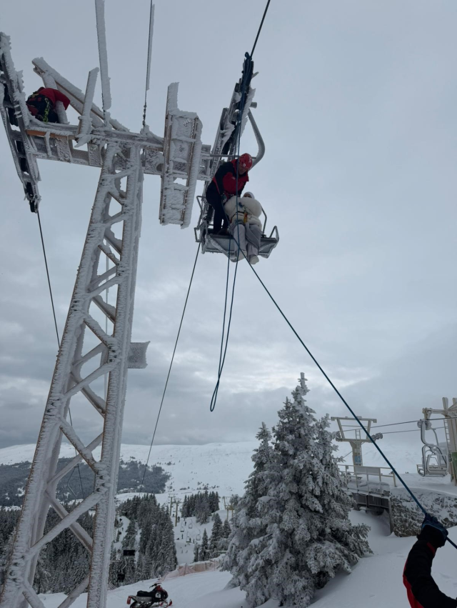 Chairlift malfunction in Uludağ: 40 holidaymakers stranded