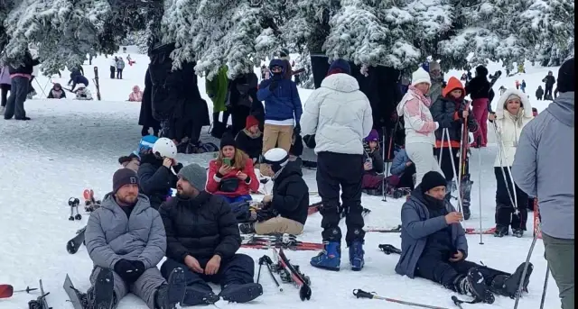 Chairlift malfunction in Uludağ: 40 holidaymakers stranded
