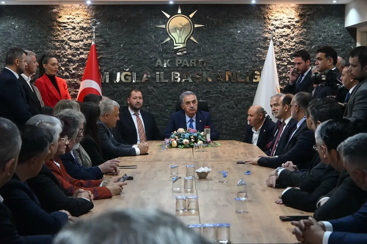 AK Parti'li Yazıcı: Türkiye yeni anayasa yapmalı