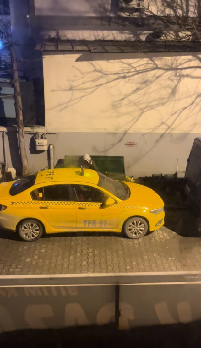 esenyurt ta taksinin kapisini zorlayan supheli 19525856 2253 m