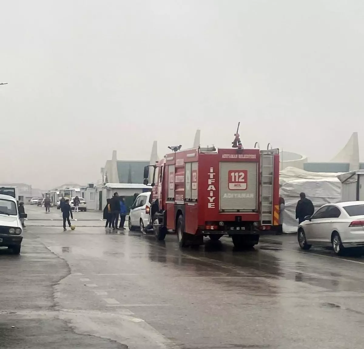 Konteyner kentte çıkan yangın korkuttu