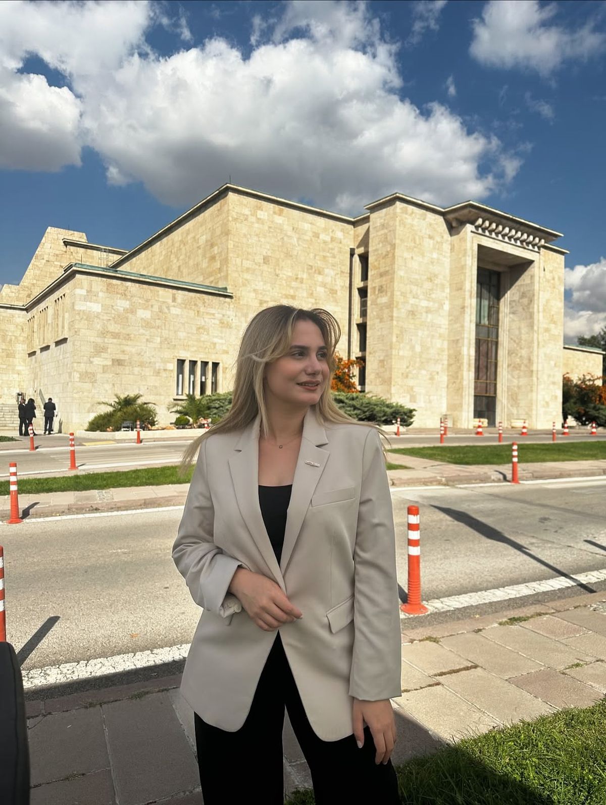Melis Yaşar kimdir? Haberler.com sunucusu Melis Yaşar hayatı ve biyografisi!