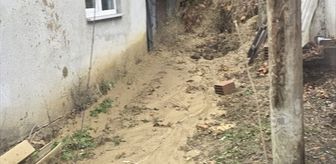Mudurnu'da heyelan nedeniyle 3 ev tedbir amaçlı boşaltıldı