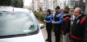 Adana'da polis ekipleri okulların çevresinde denetim yaptı