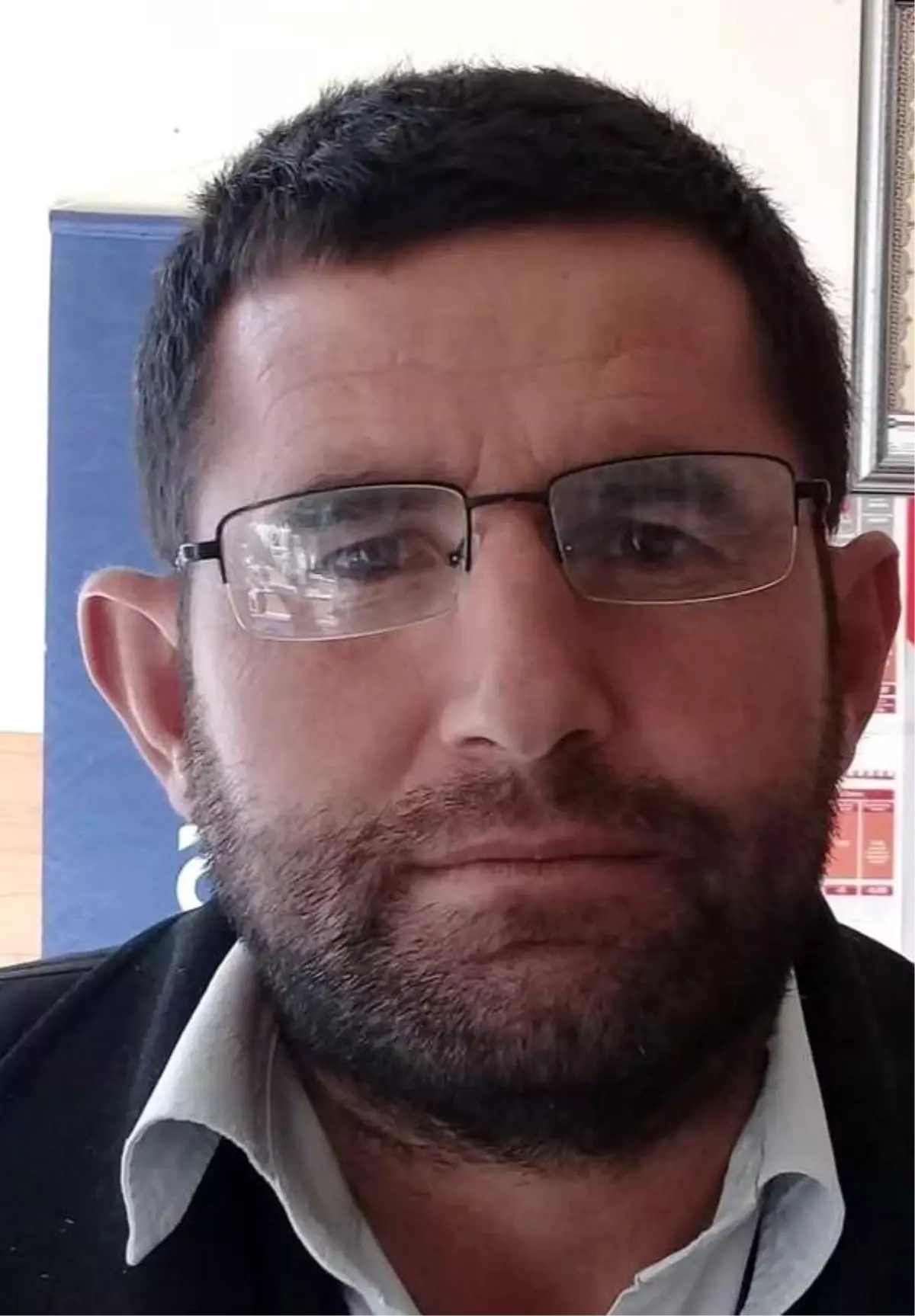 Aksaray'da uçan çatının altında kalan adam ağır yaralandı