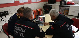 Denizli'de itfaiyeciler AA'nın 'Yılın Kareleri' oylamasına katıldı