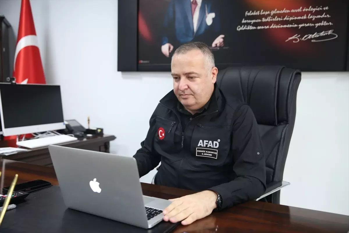 Edirne AFAD Müdürü Karakuş, AA'nın "Yılın Kareleri" oylamasına katıldı