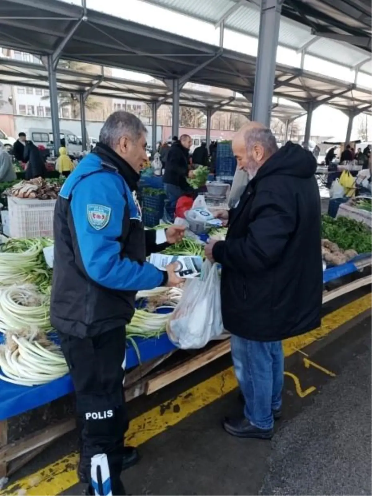 Emniyet güçlerinden dolandırıcılığa karşı bilgilendirme çalışması