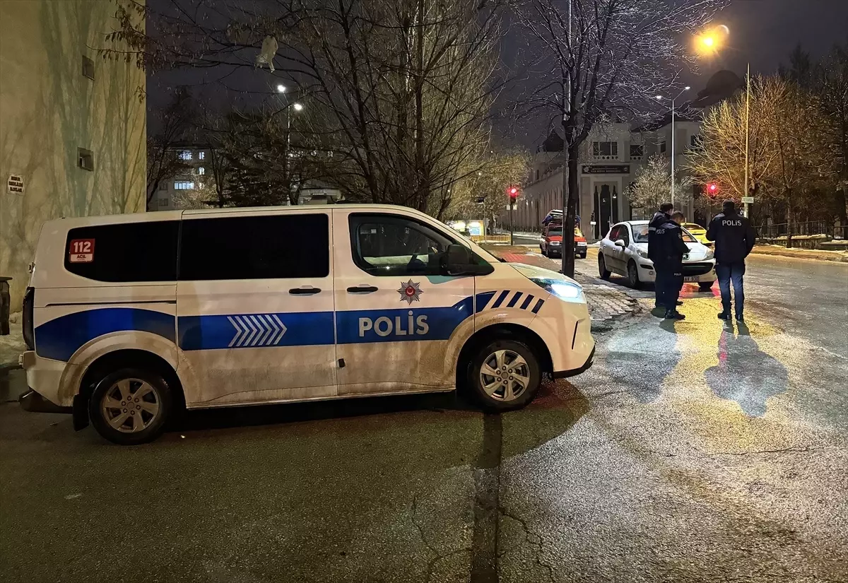 Erzurum'da taksinin çarptığı yaya ağır yaralandı