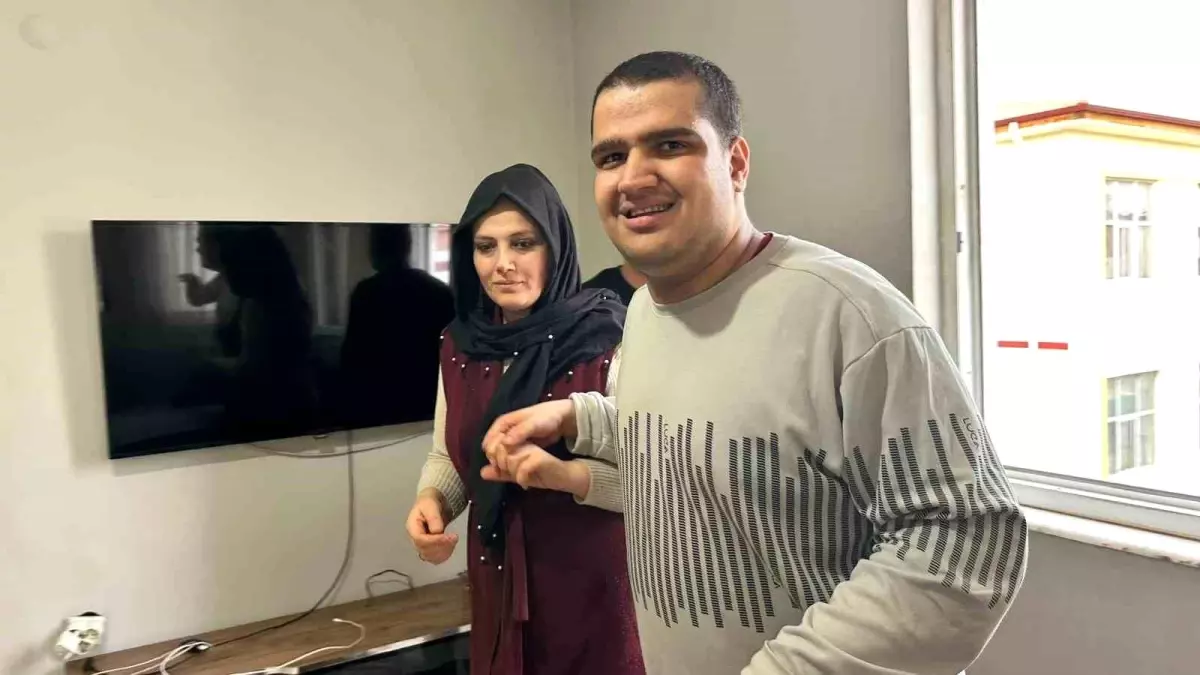 Otizmli öğrenciyi darbettiği iddia edilen öğretmene 15 bin liralık taksitli ceza ailenin tepkisine neden oldu