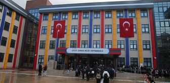 Samsun ve 6 ilde eğitim öğretim yılının ikinci dönemi 'Bayrak Sevgisi' temasıyla başladı