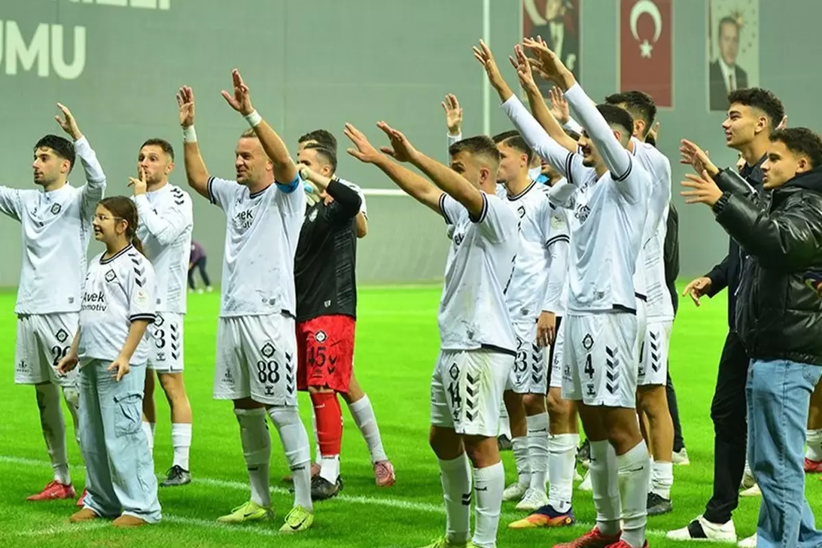 112 yıllık Altay'da kötü günler bitmiyor! 18 puan silme ve küme düşme ile karşı karşıyalar