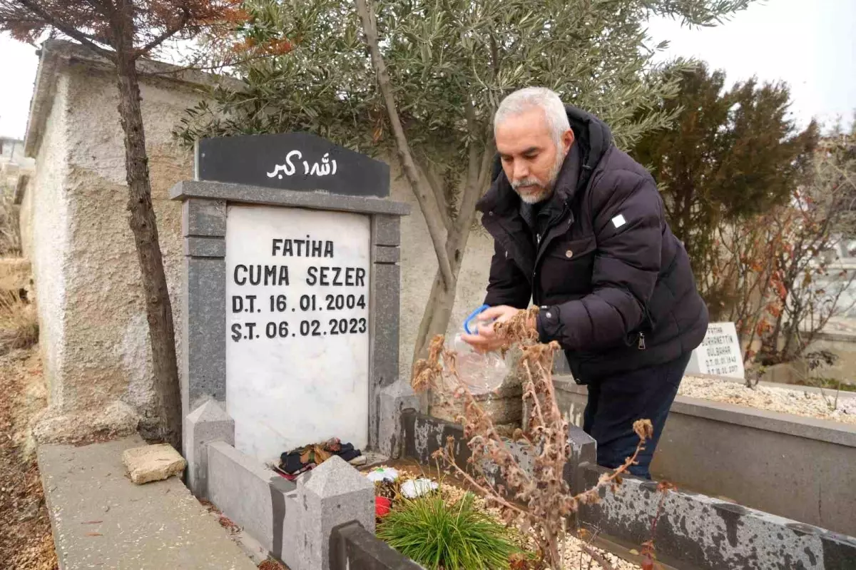 Asrın felaketinde oğlunu kaybeden baba: "Biz hala 6 Şubat'tayız"