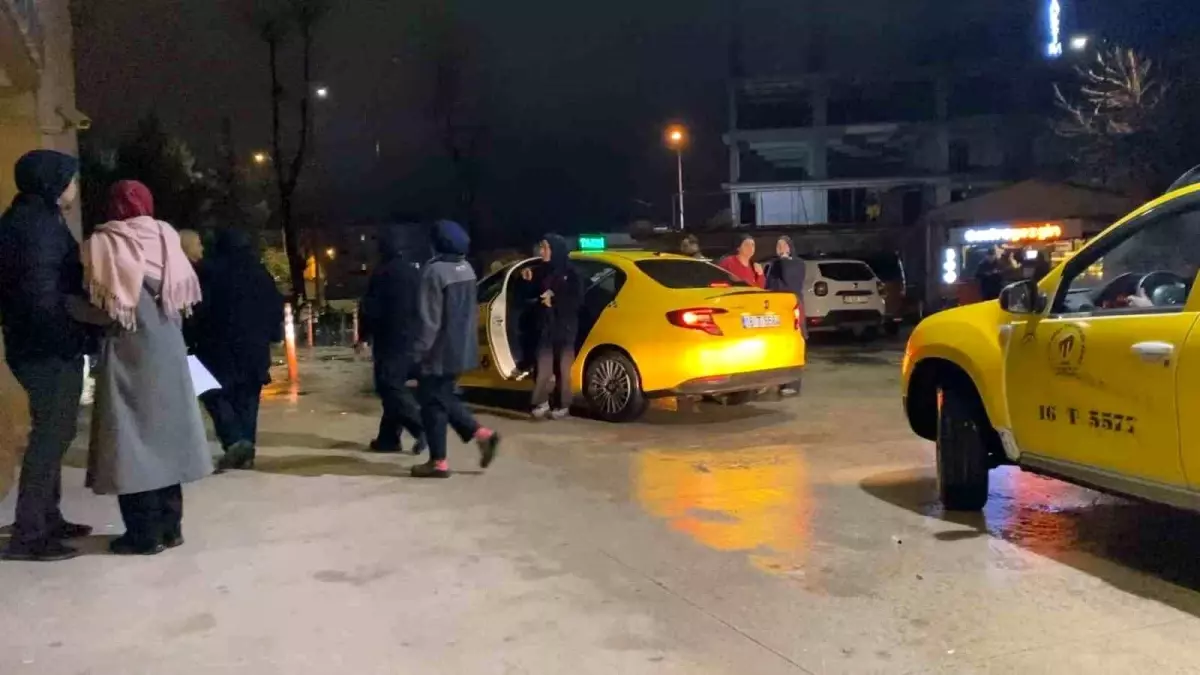 Bursa'da tekstil fabrikasında gıda zehirlenmesi şüphesi: 20 işçi hastaneye kaldırıldı