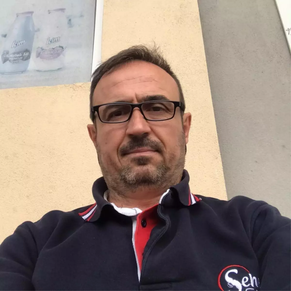 Direksiyon başında beyin kanaması geçiren servis şoförü öldü