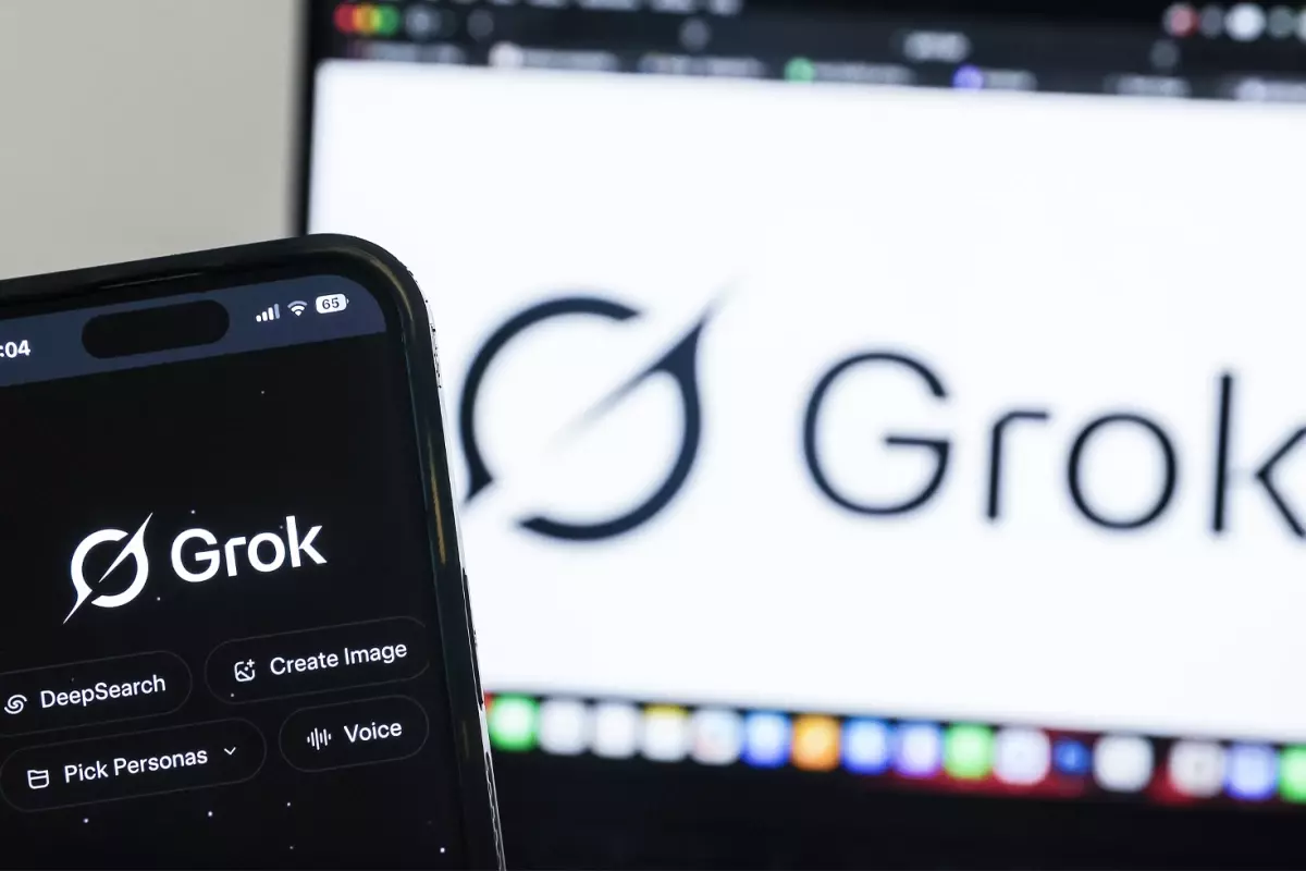 Elon Musk'a bir şok daha: İngiltere'den Grok'a soruşturma