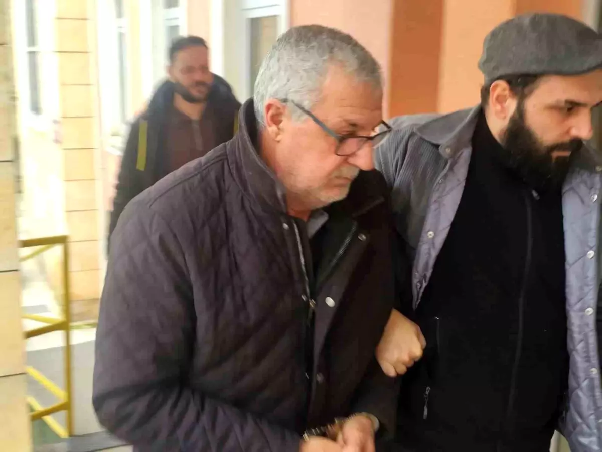 Emanet verdiği altınları ödemeyen oğlunu öldüren baba adliyeye sevk edildi