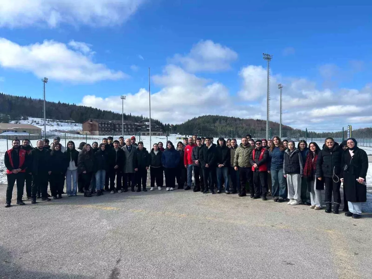 Gençler güzel bir gün geçirdi