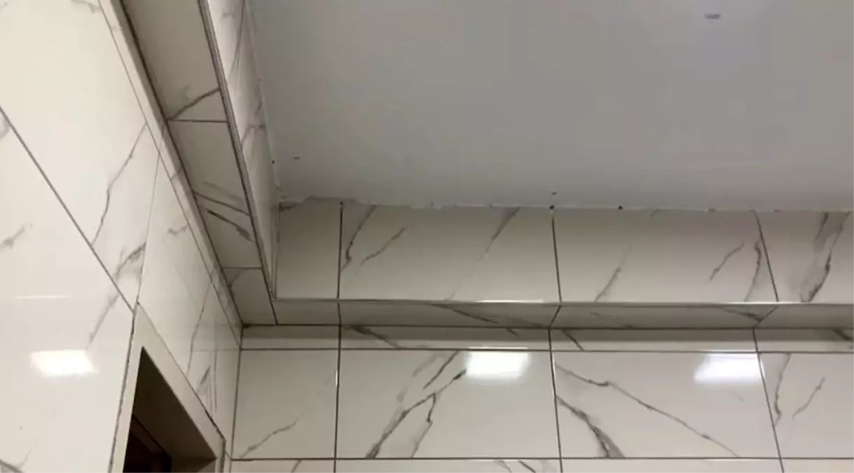 Isparta'da okul tuvaletine yerleştirilen kameralar bulunduğu yerden kaldırıldı