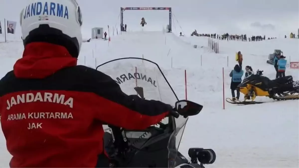 Rize'de Dünya Kar Motoru Şampiyonası'nda Jandarma Tedbirleri