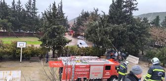 Nurdağı'nda ilkokulun bacasında çıkan yangın söndürüldü