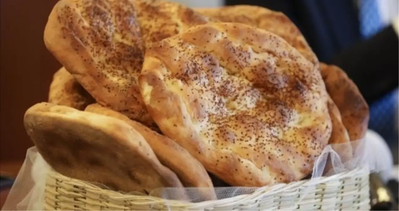 Ramazan pidesi ne kadar, kaç TL oldu? 2026 İstanbul, İzmir, Ankara pide fiyatları...