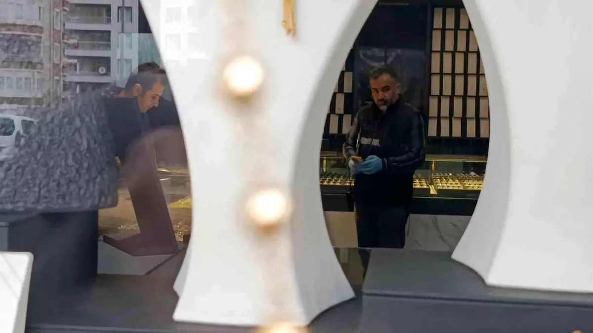 Şanlıurfa'da kuyumcu soygununda 6 gözaltı