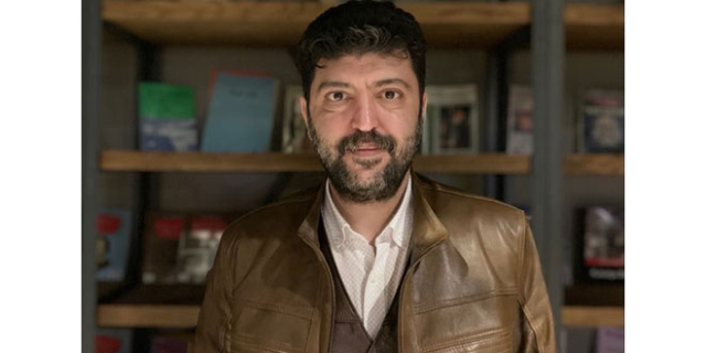 'Sentetik Medya' raflarda: Yapay zeka çağında gerçek ile sahteyi ayırmanın kılavuzu 'Sentetik Medya' raflarda: Yapay zeka çağında gerçek ile sahteyi ayırmanın kılavuzu