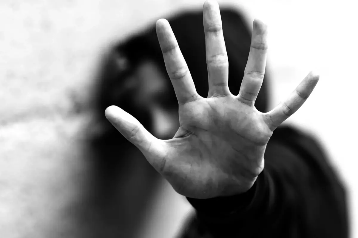 Sosyal medyadan kandırdıkları genç kıza tecavüz ettiler