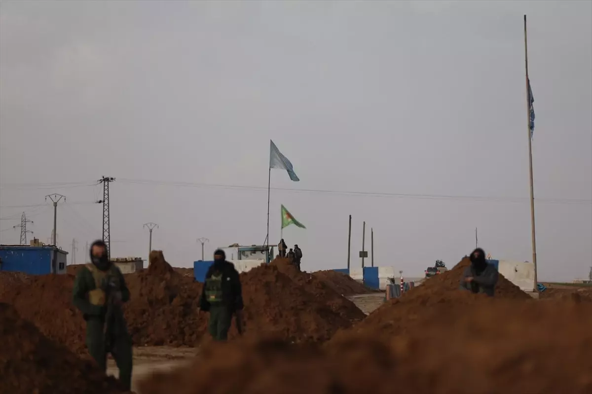 Suriye'de güvenlik güçleri Kamışlı merkezine girdi