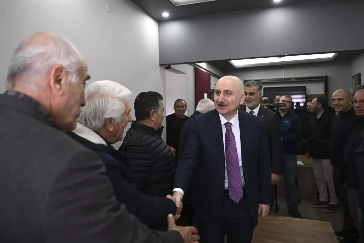 TBMM Bayındırlık Komisyonu Başkanı Karaismailoğlu, TÖHOB'u ziyaret etti